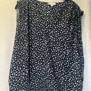 LOFT Black and White Floral Blouse